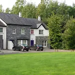Holiday Homes *