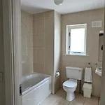 Holiday Homes بيت للعطل بونراتي