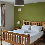 Holiday Homes بونراتي
