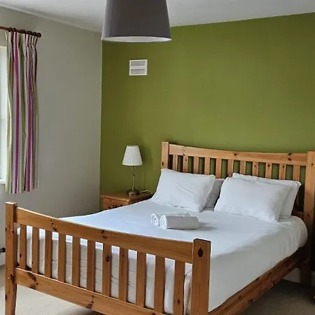 Holiday Homes بونراتي